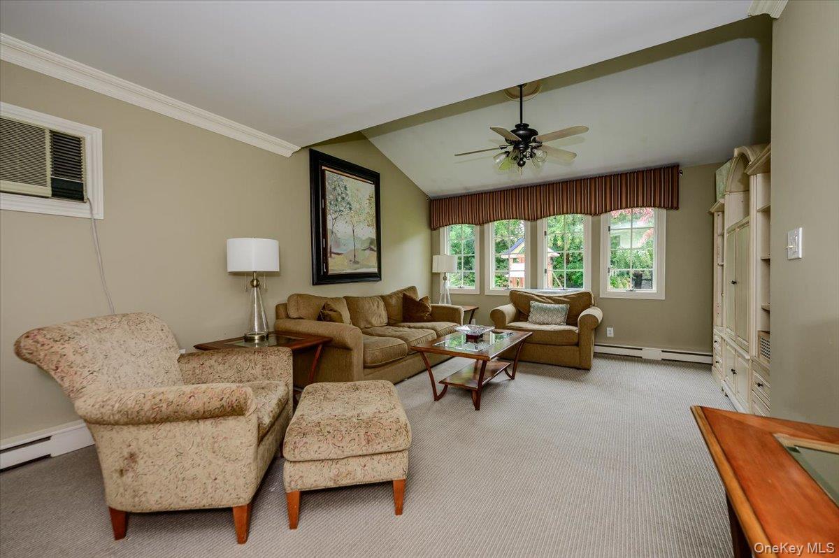 13 Old Farm Road – For Sale photo 5
