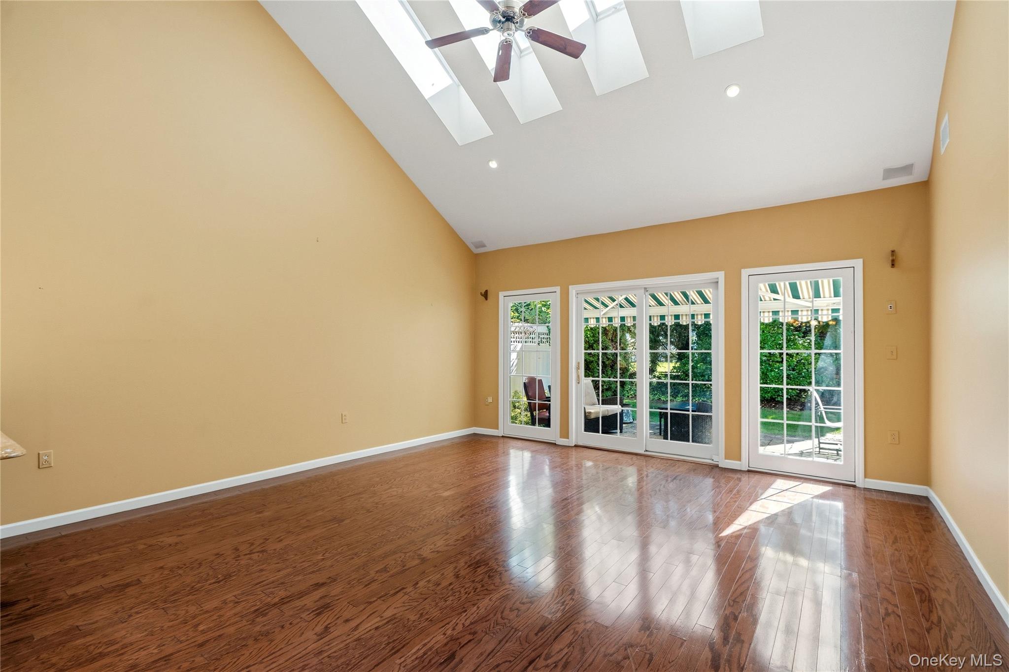 193 Pond View Drive – For Sale photo 3