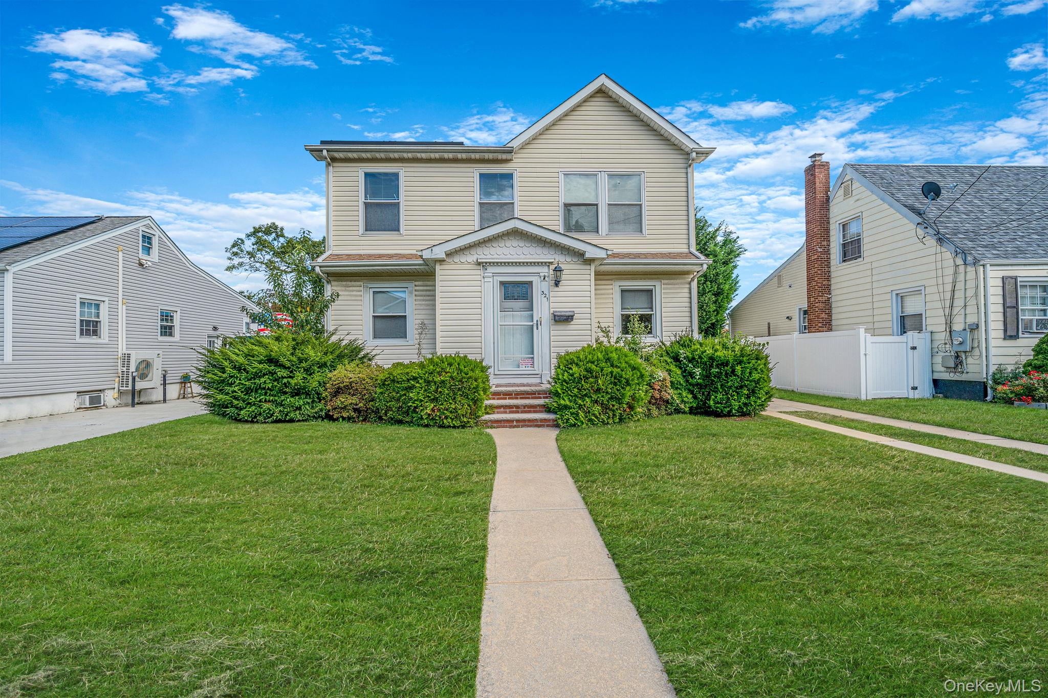 321 Maplegrove Avenue – For Sale