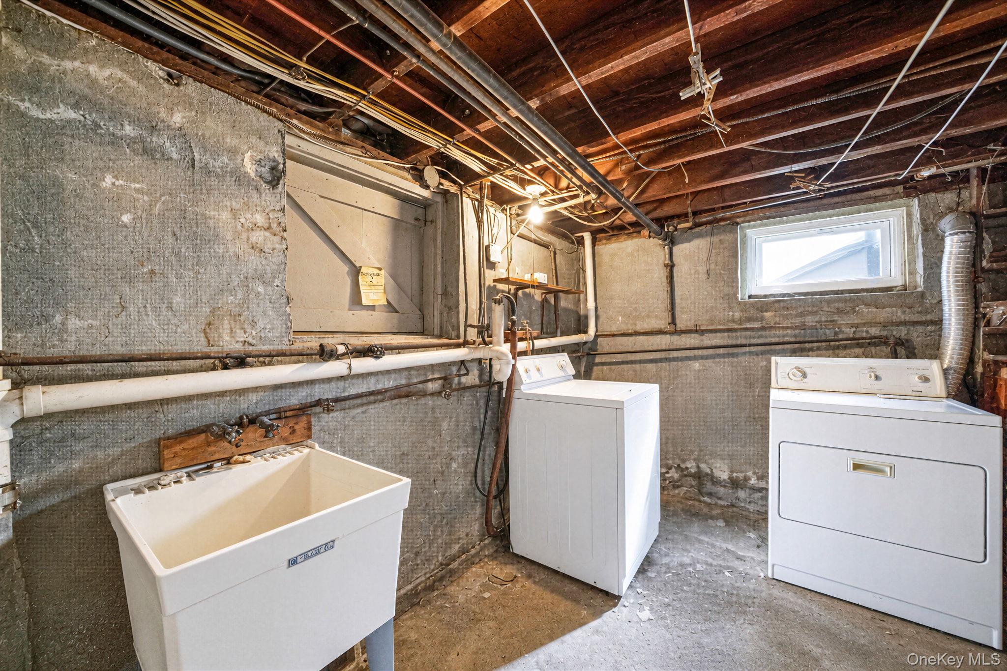 321 Maplegrove Avenue – For Sale photo 35