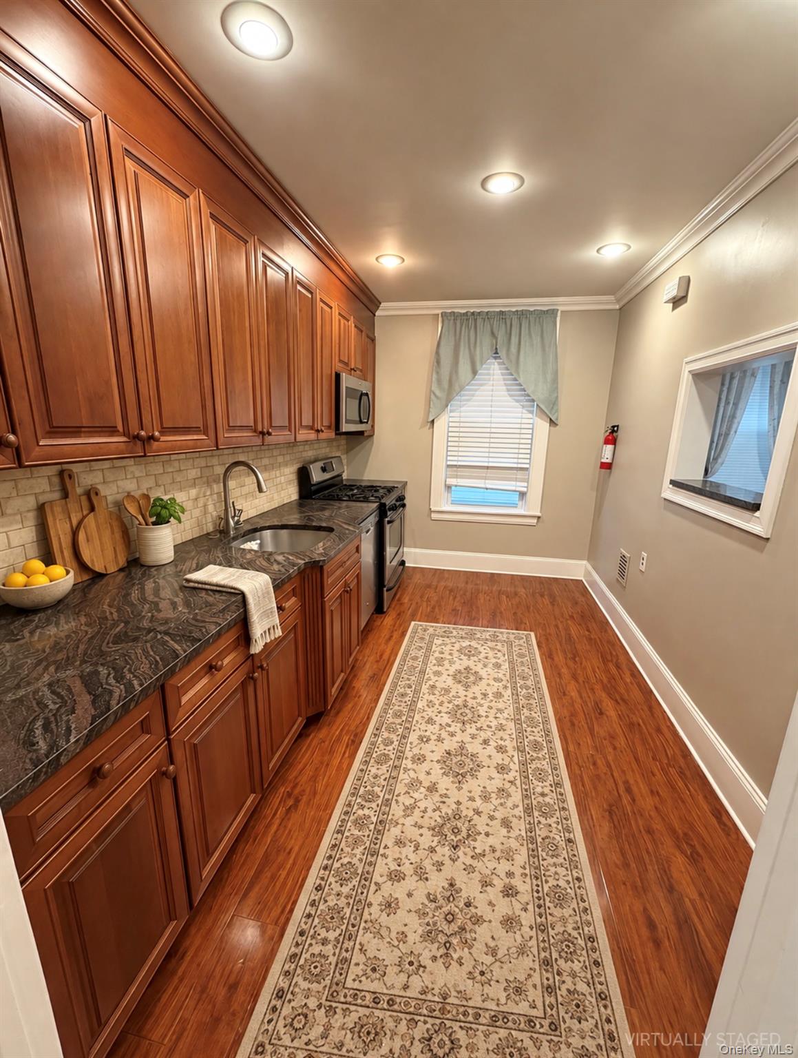 7103 69th Place – For Rent photo 6