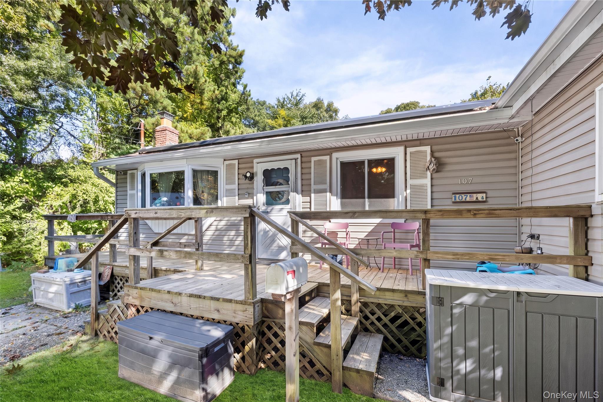 107 Andreano Avenue – For Sale photo 2