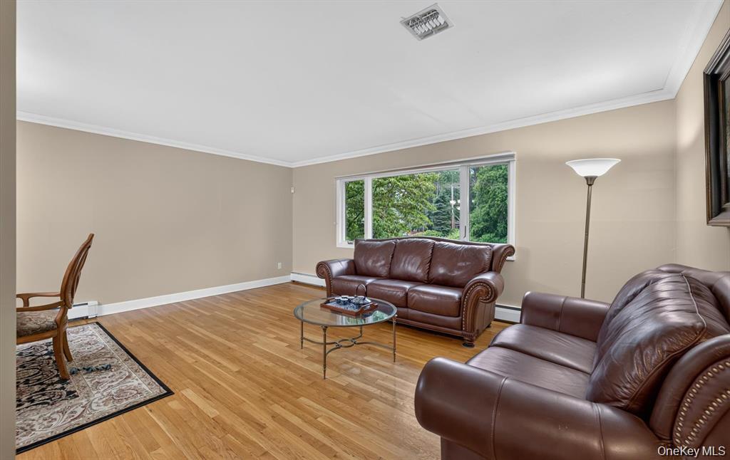 40 Pittoni Drive – For Rent photo 3