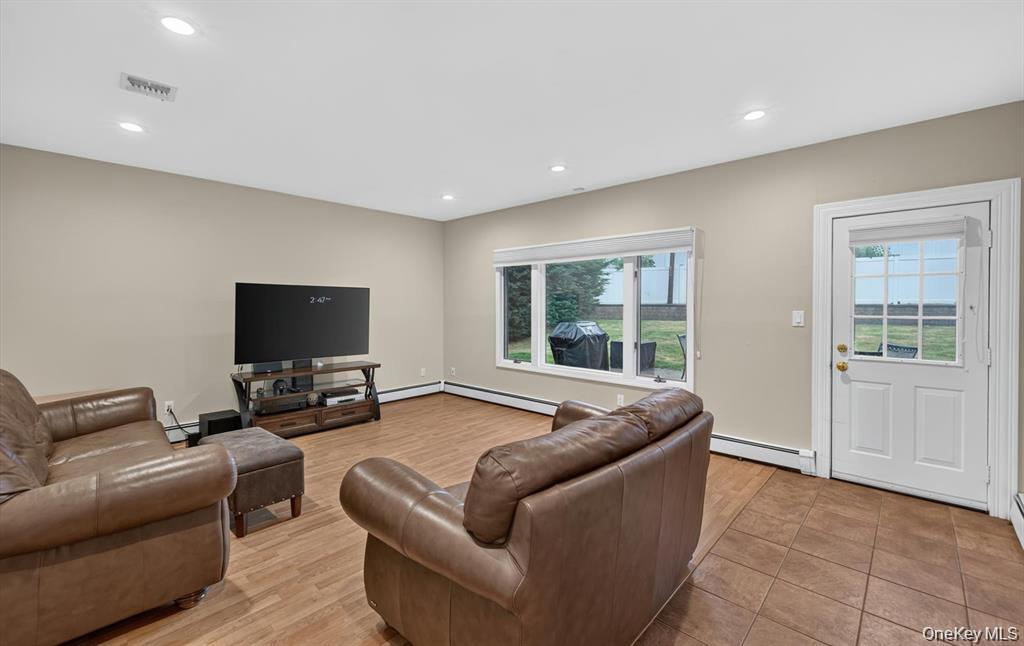 40 Pittoni Drive – For Rent photo 10