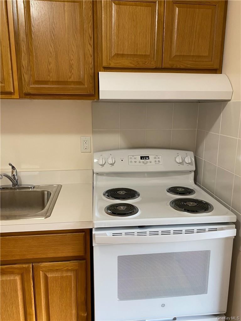 106 Park Lane – For Rent photo 3