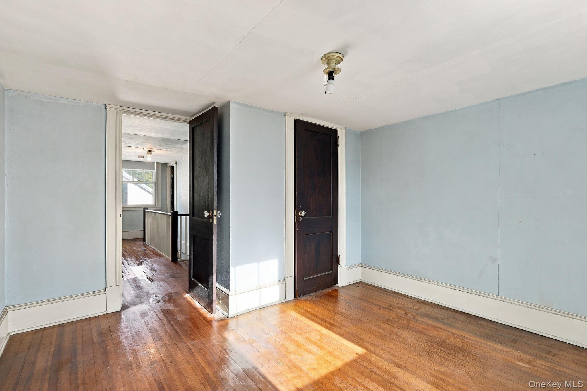 143 Hooker Avenue – For Sale photo 31