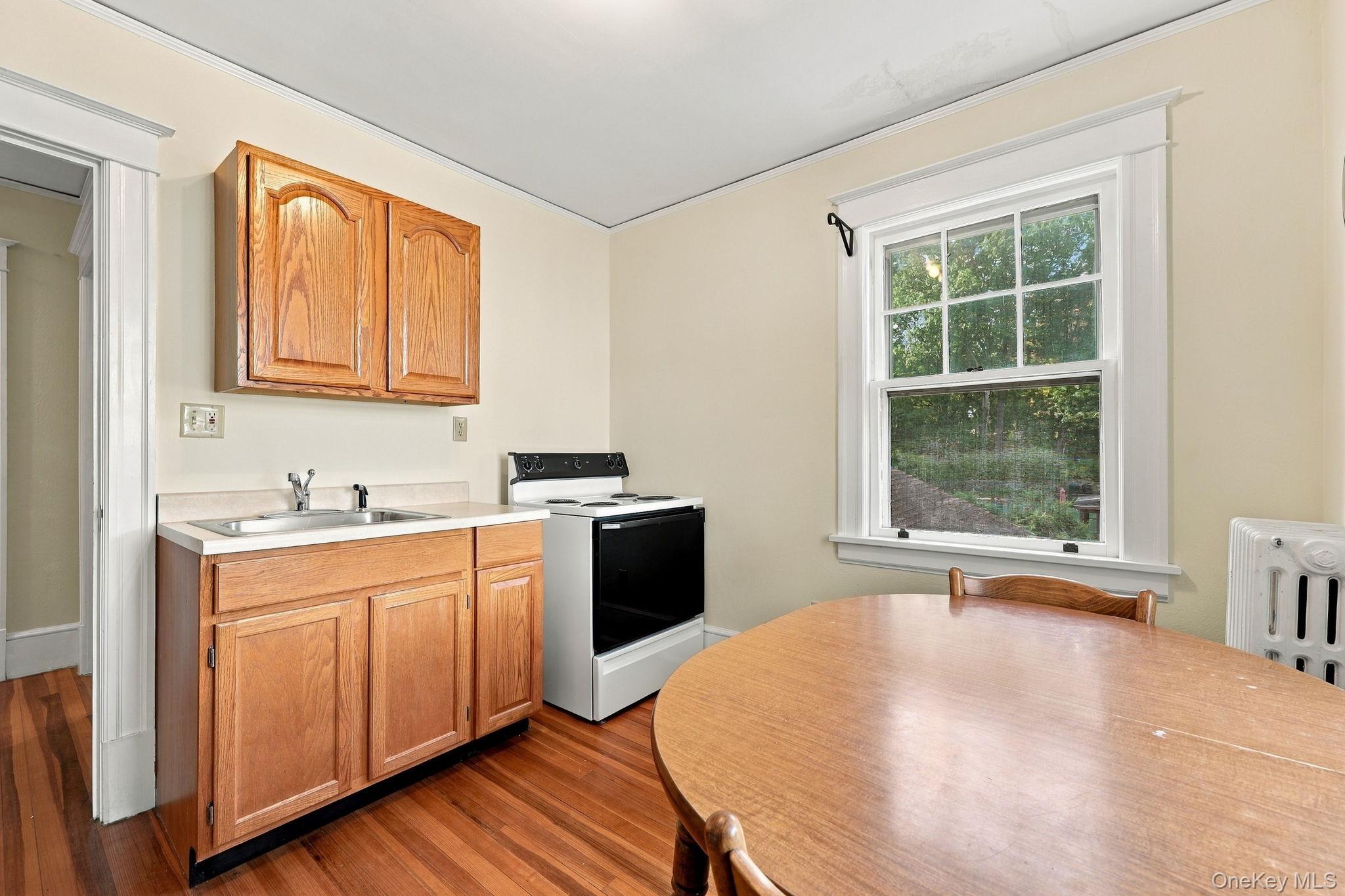 143 Hooker Avenue – For Sale photo 20