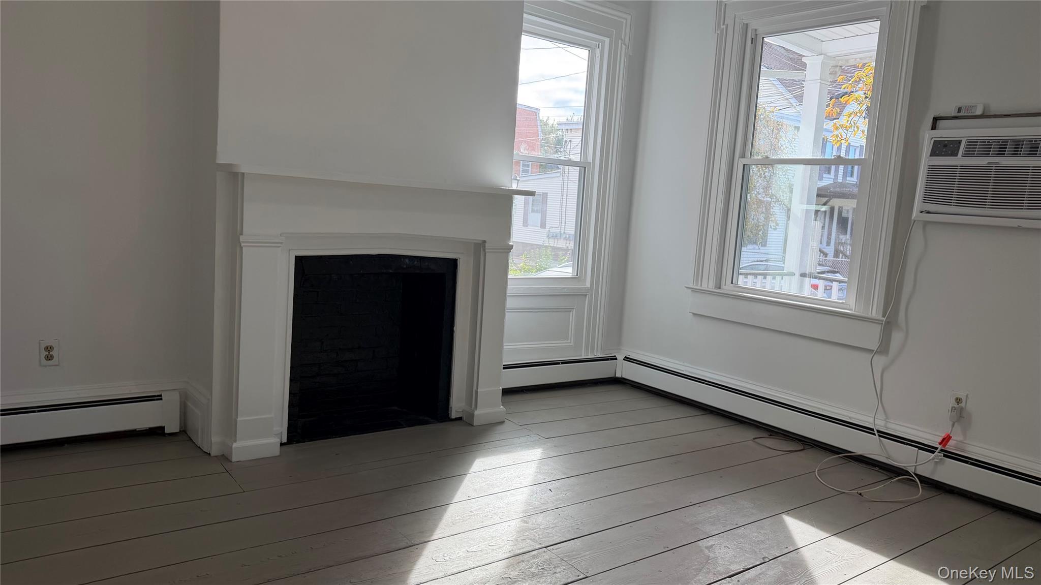 29 Delano Street, Unit 1 photo 11
