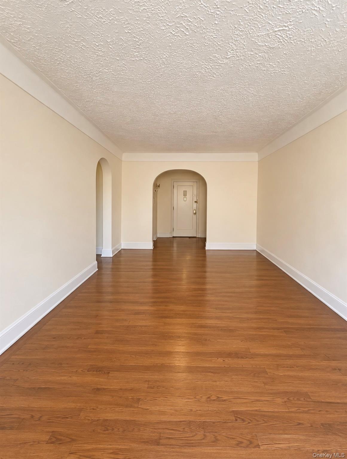 3338 Parsons Boulevard, Unit 1E photo 3