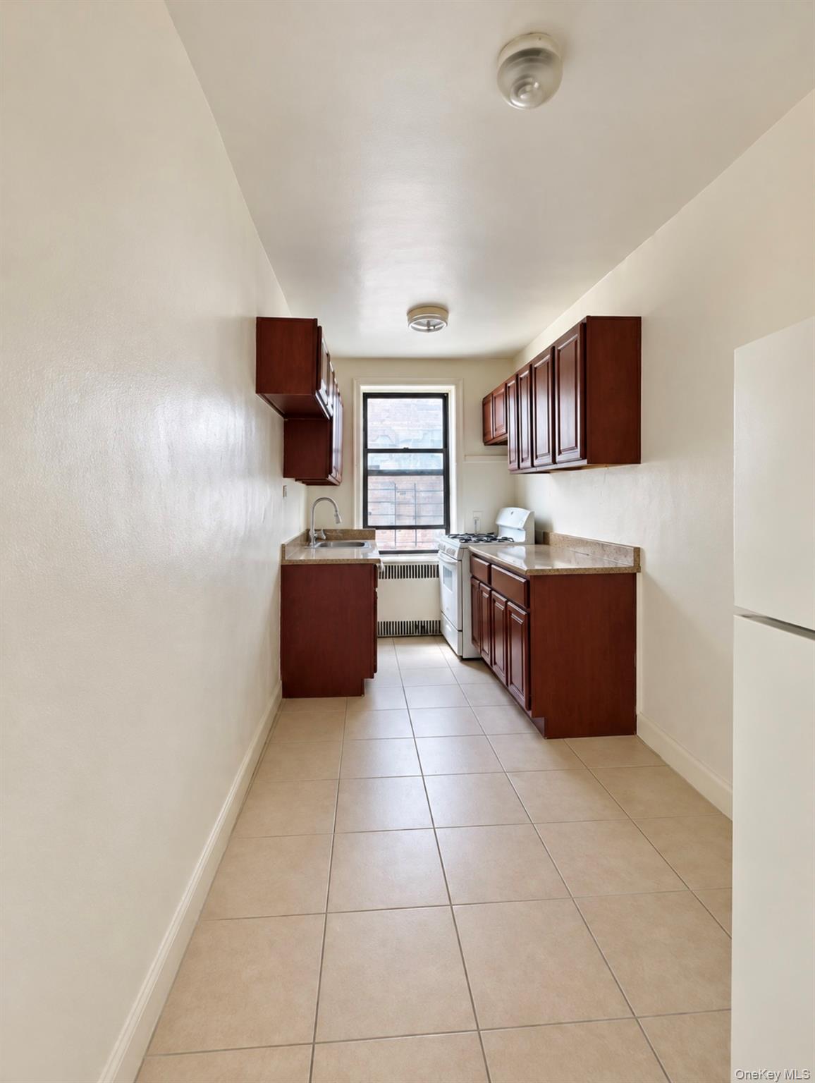 3338 Parsons Boulevard, Unit 1E photo 4