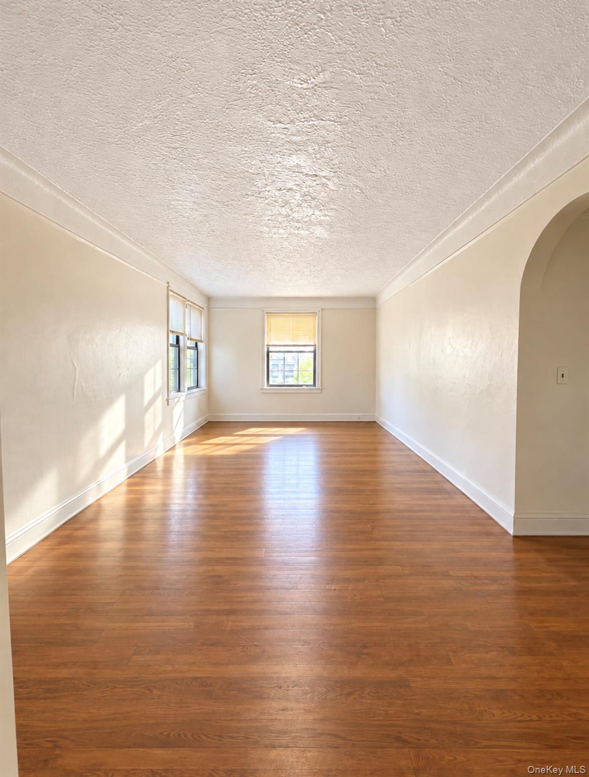 3338 Parsons Boulevard, Unit 1E