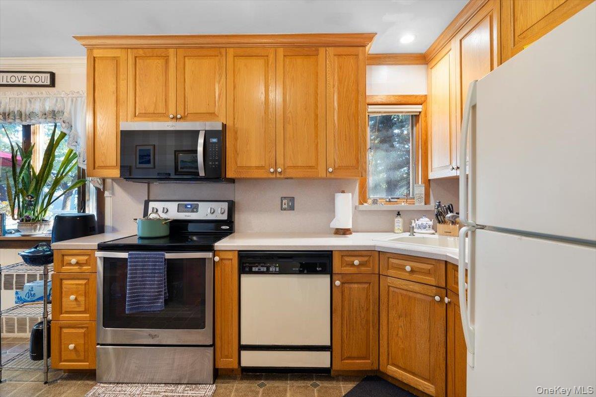 18 Nims Avenue – For Sale photo 5