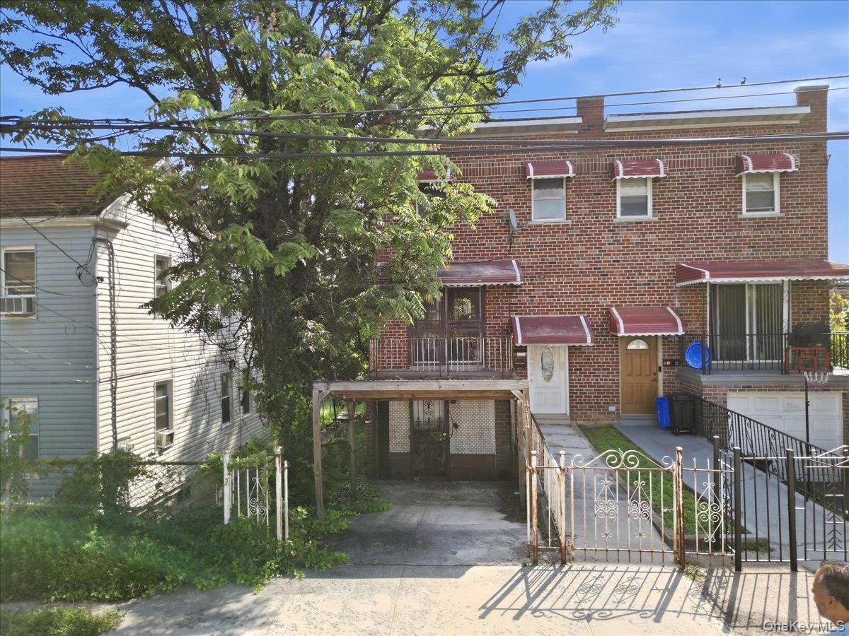 4814 Murdock Avenue – For Sale