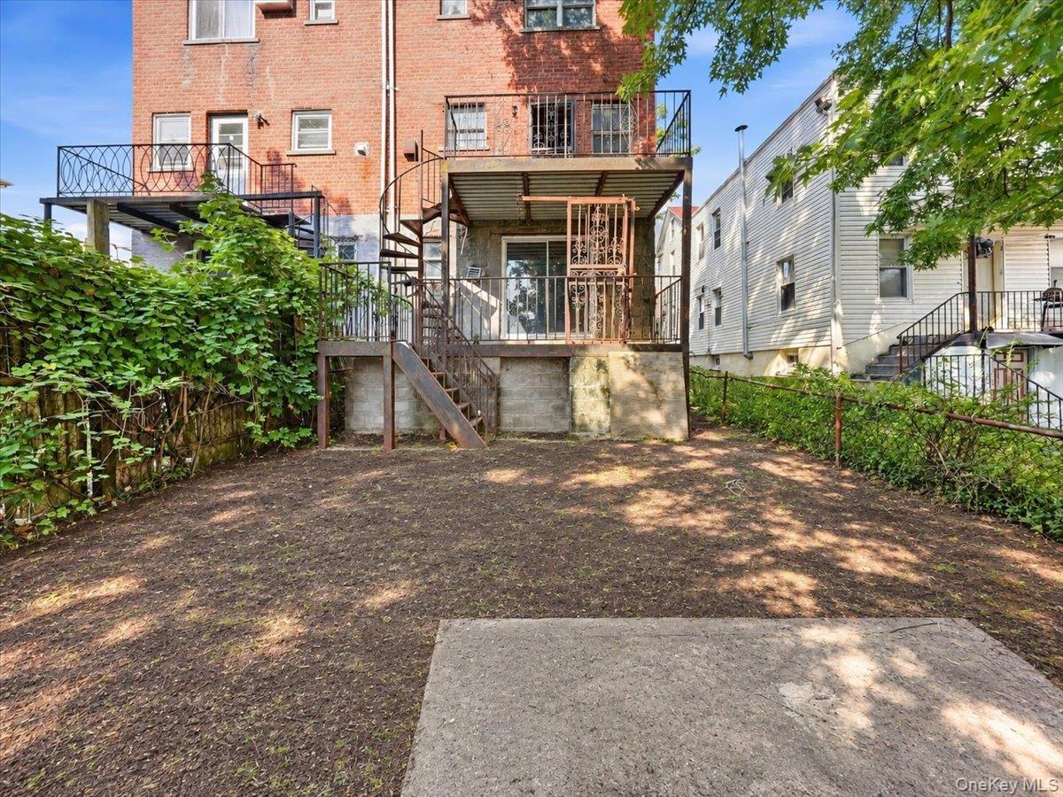 4814 Murdock Avenue – For Sale photo 2