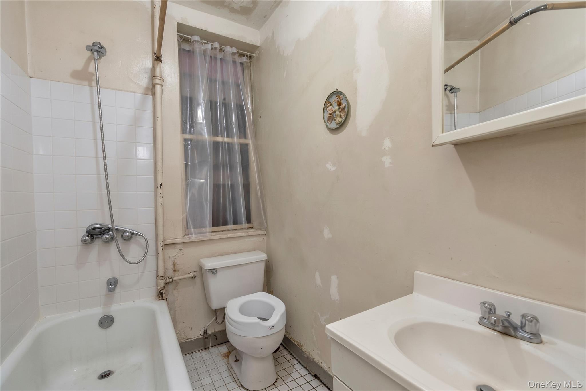 32-30 Steinway Street – For Sale photo 17