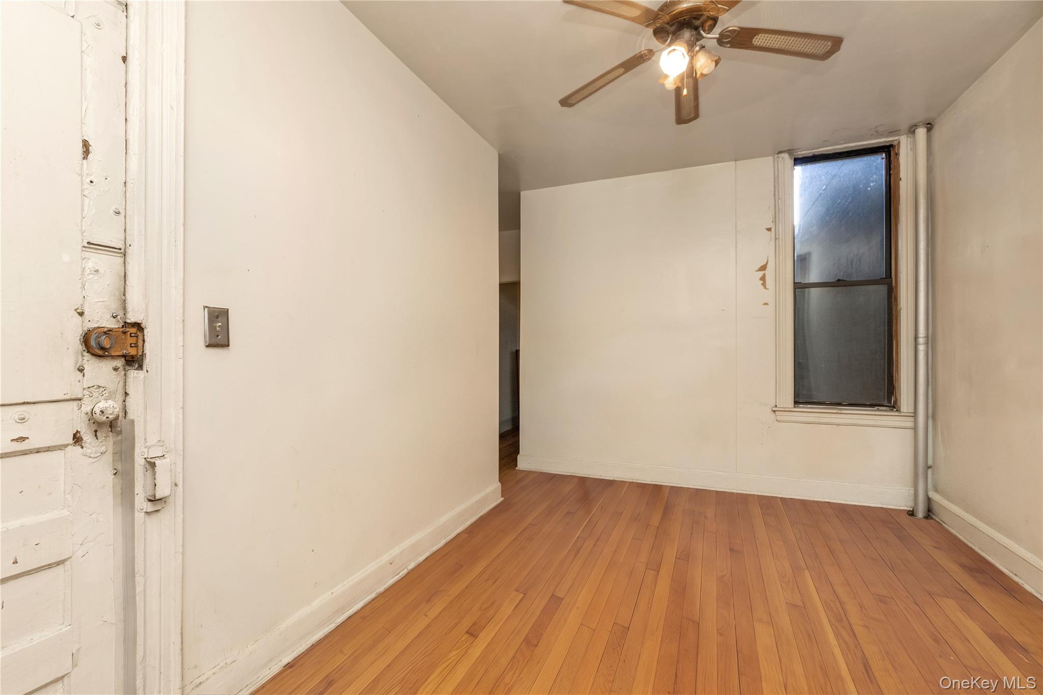 32-30 Steinway Street – For Sale photo 9