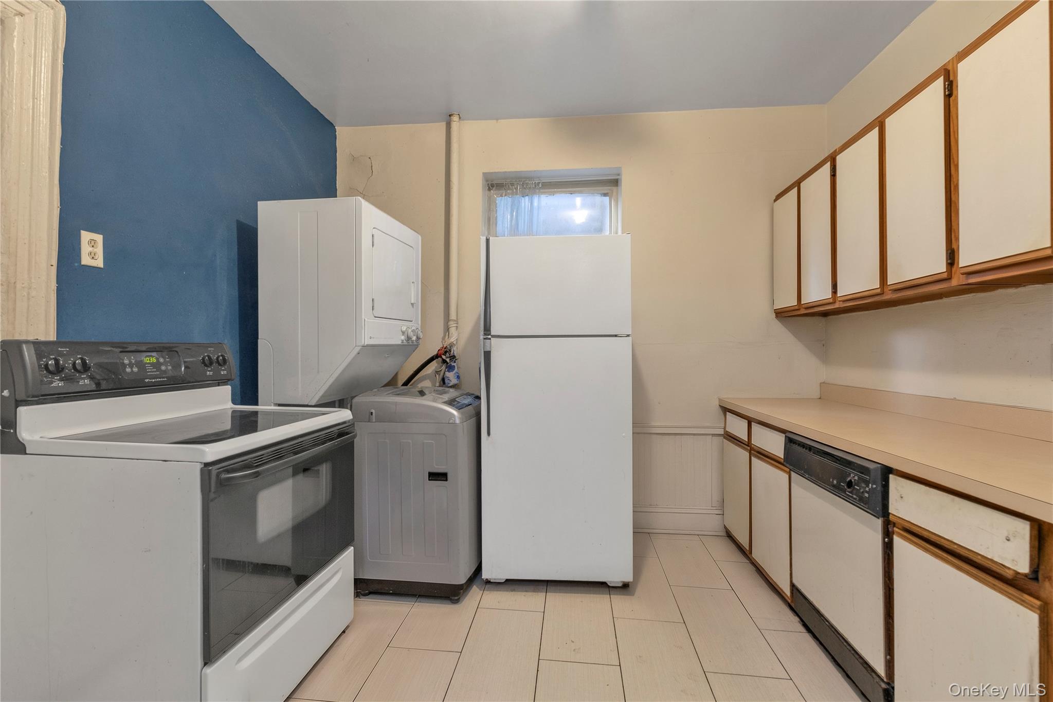 32-30 Steinway Street – For Sale photo 13