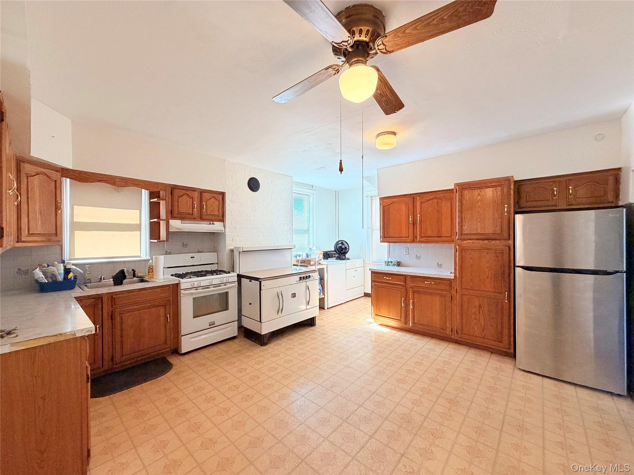 82-84 Montgomery Street – For Sale photo 7