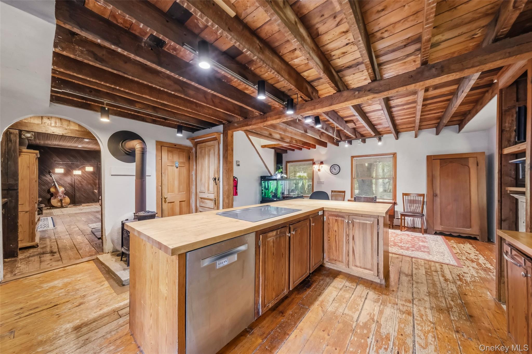 1780 Strawberry Road – For Sale photo 14