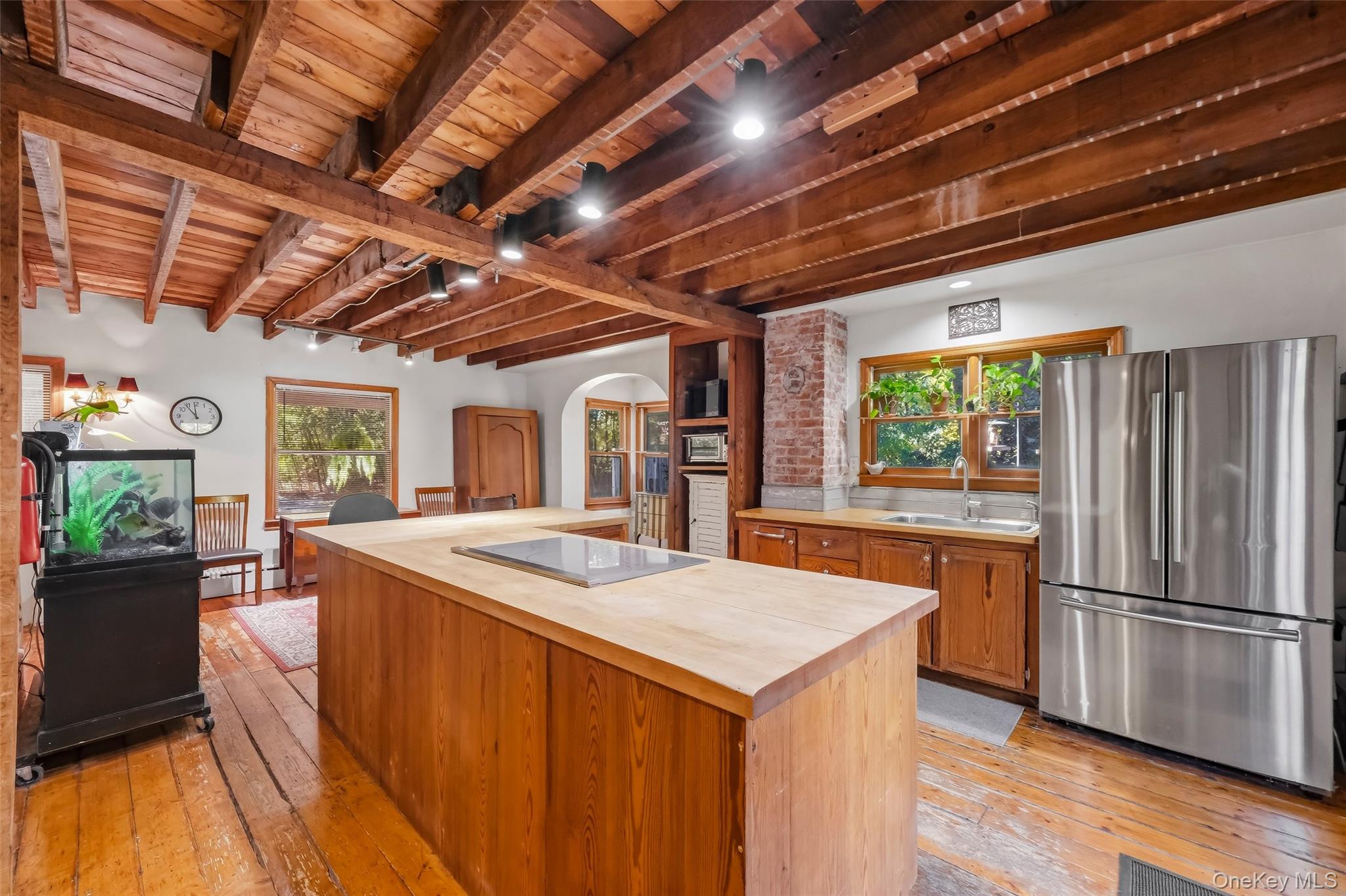 1780 Strawberry Road – For Sale photo 13