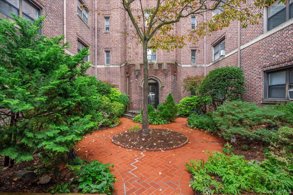 240 Halstead Avenue, Unit B5 photo 18