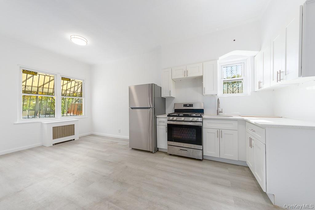 470 E 40th Street, Unit #1 photo 3