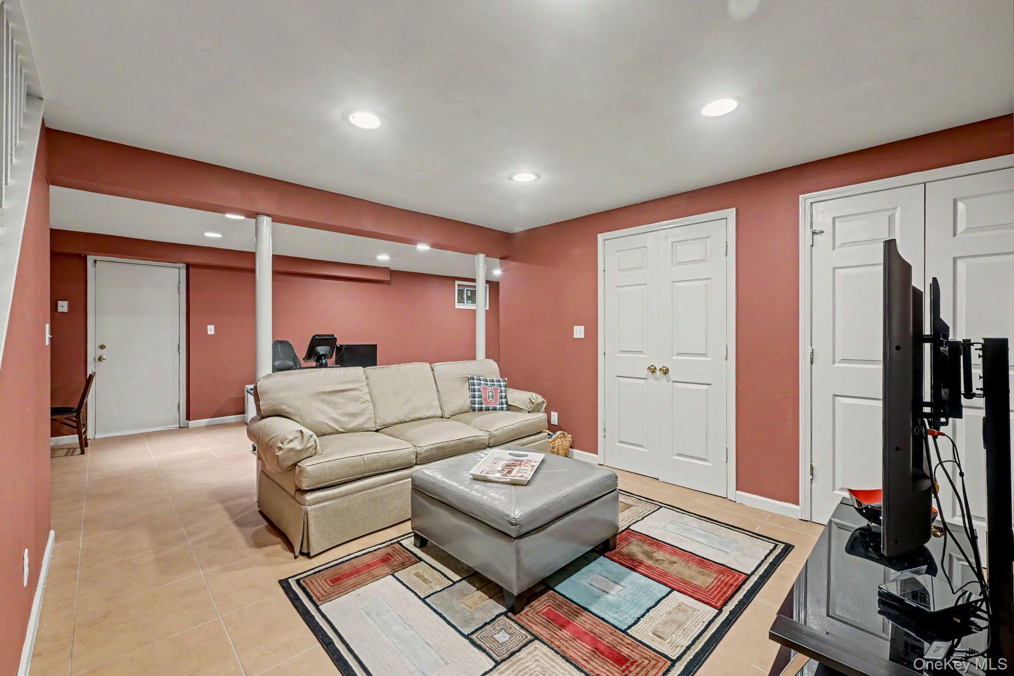 167 Holbrook Lane – For Sale photo 35