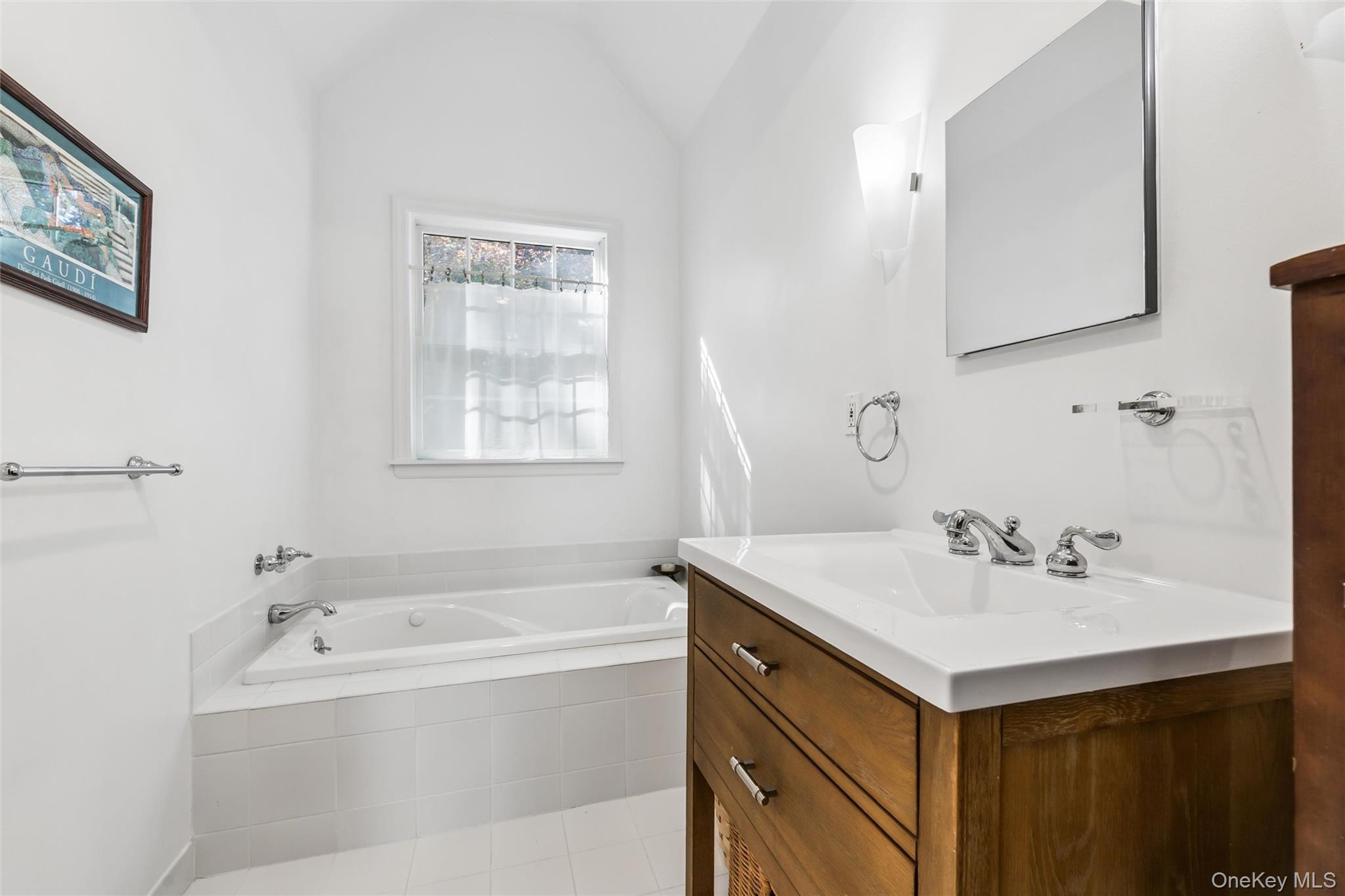 39 Erland Road – For Sale photo 32