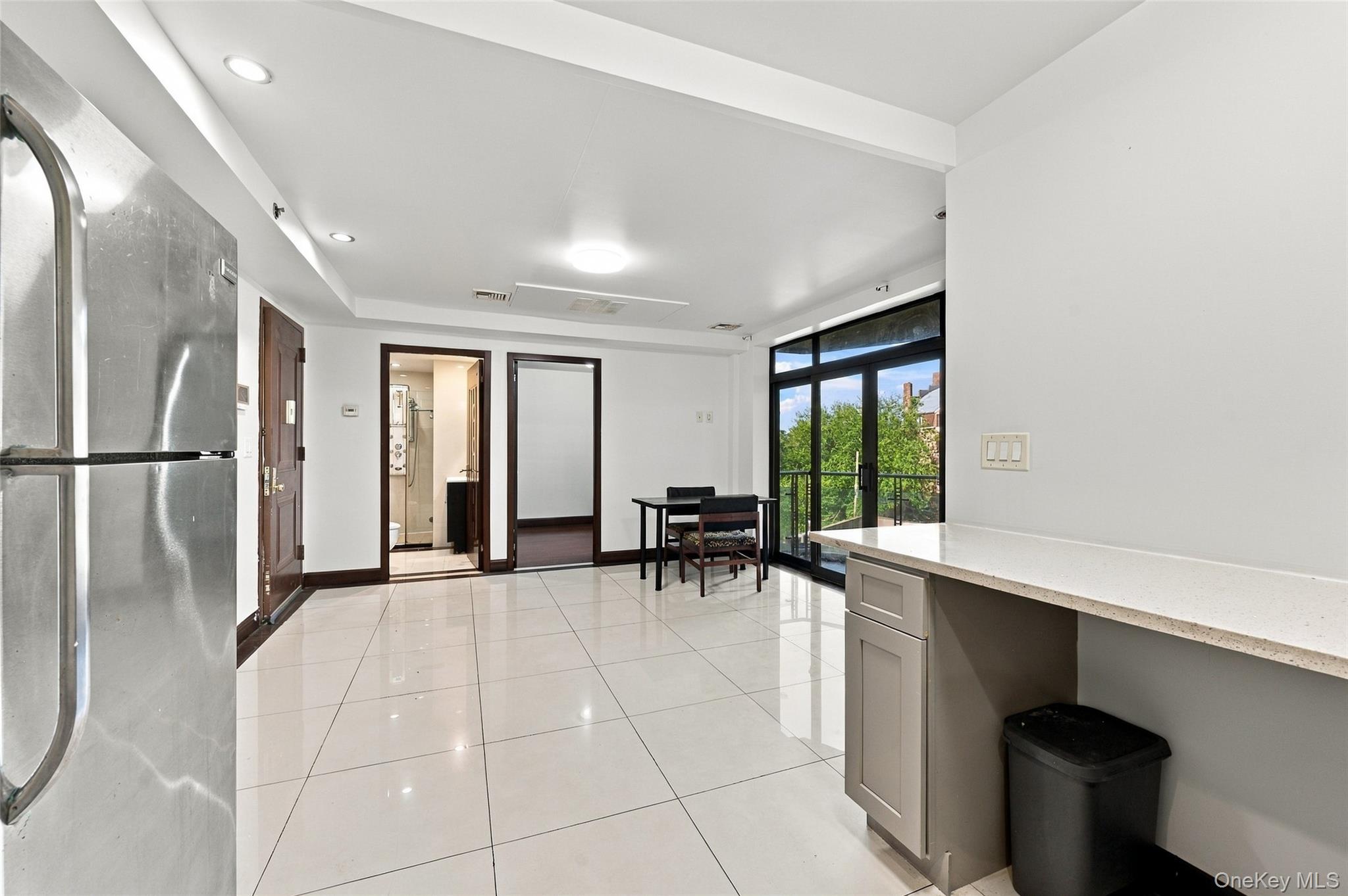 132-29 Blossom Avenue, Unit 4H photo 11