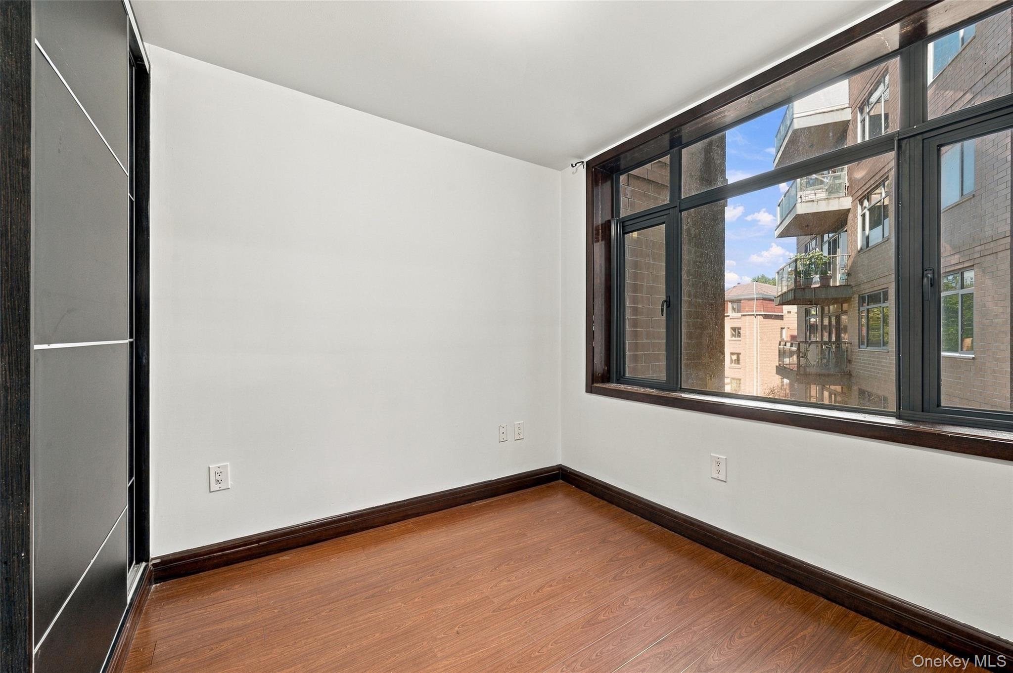 132-29 Blossom Avenue, Unit 4H photo 16