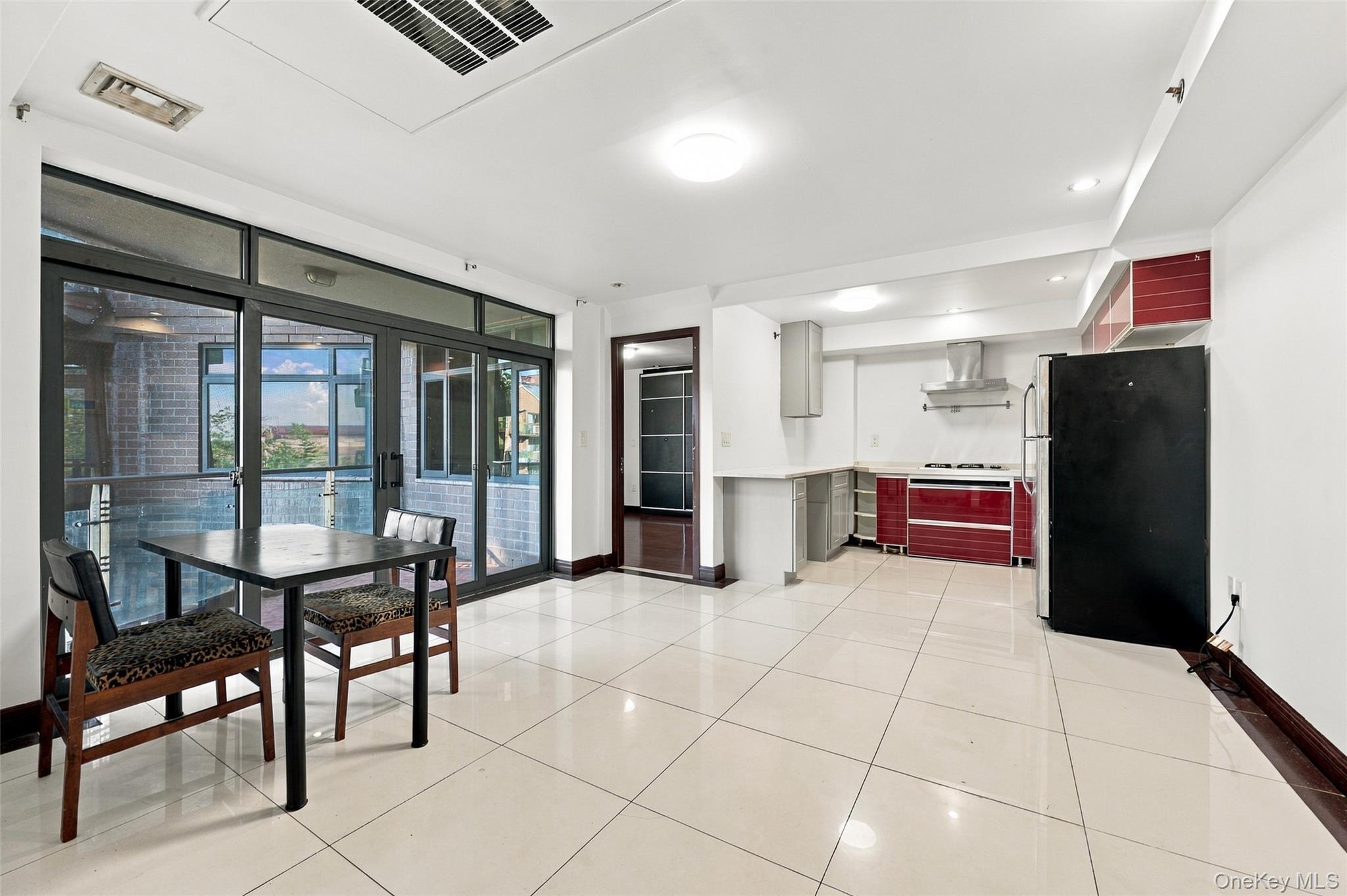 132-29 Blossom Avenue, Unit 4H photo 8