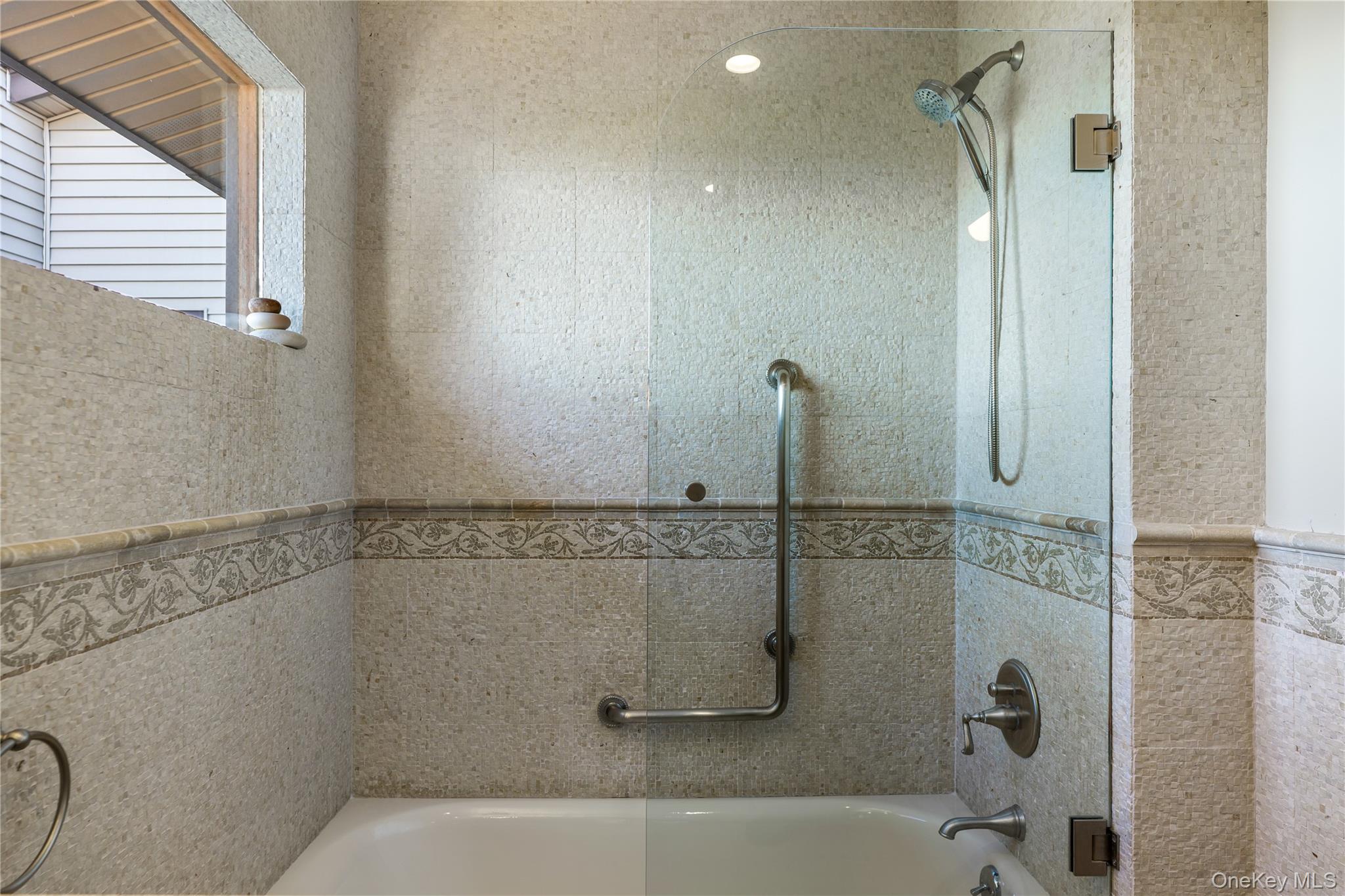 713 Hewitt Lane – For Sale photo 26