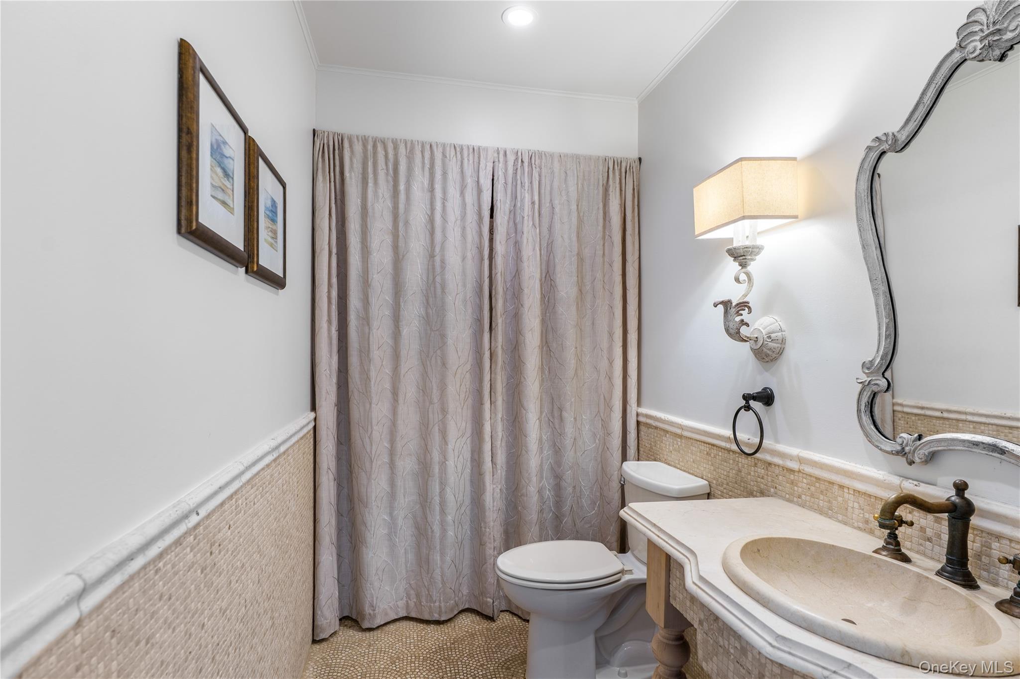 713 Hewitt Lane – For Sale photo 16
