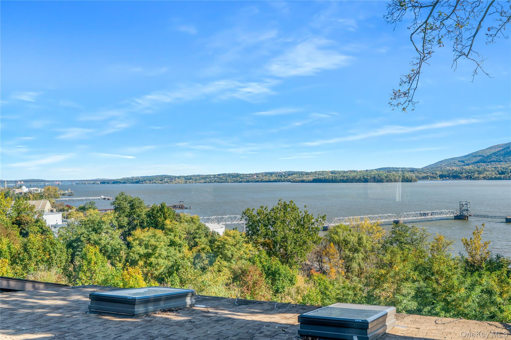 713 Hewitt Lane – For Sale photo 21