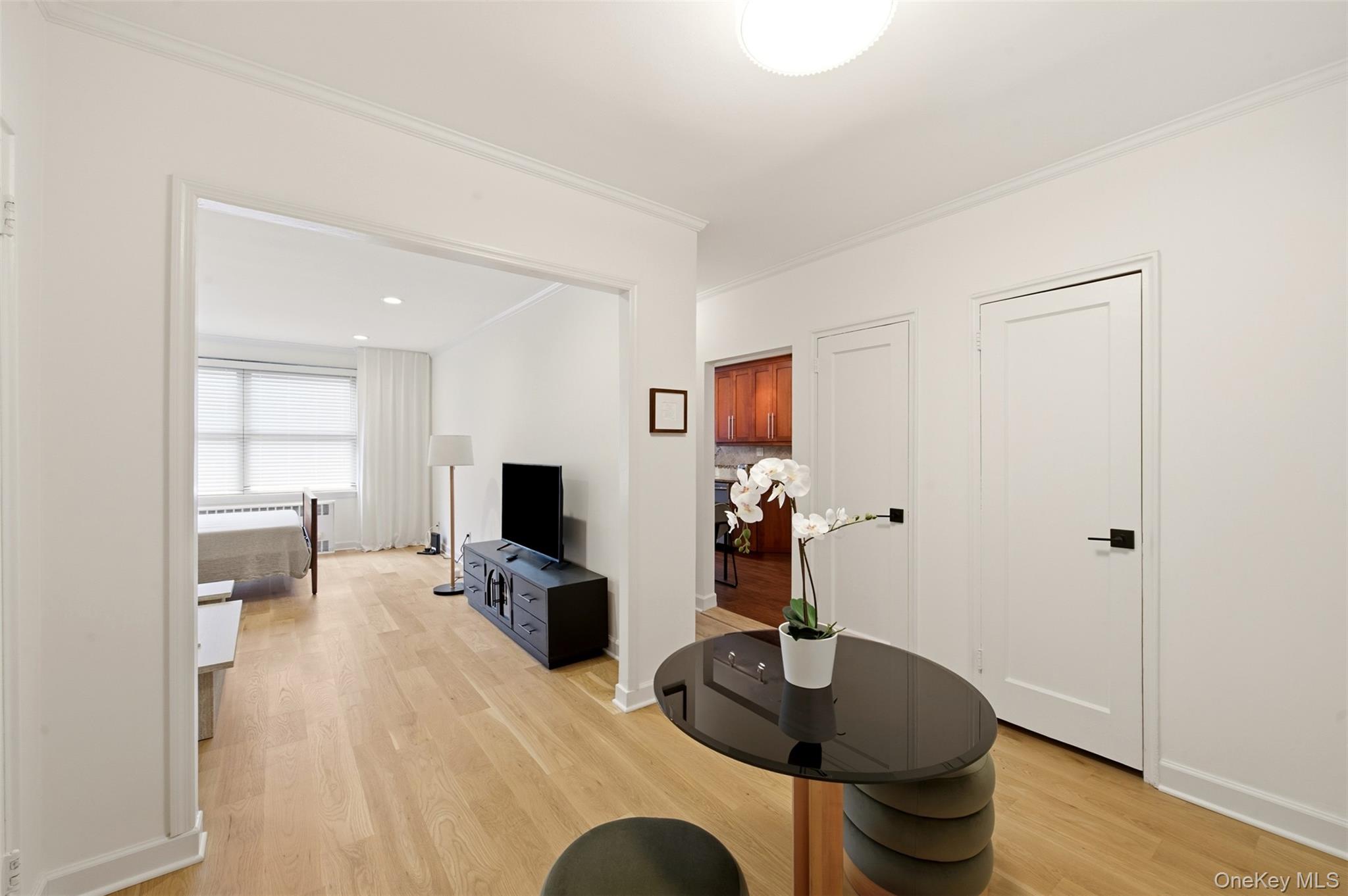 90 Schenck Ave, Unit 3M photo 4