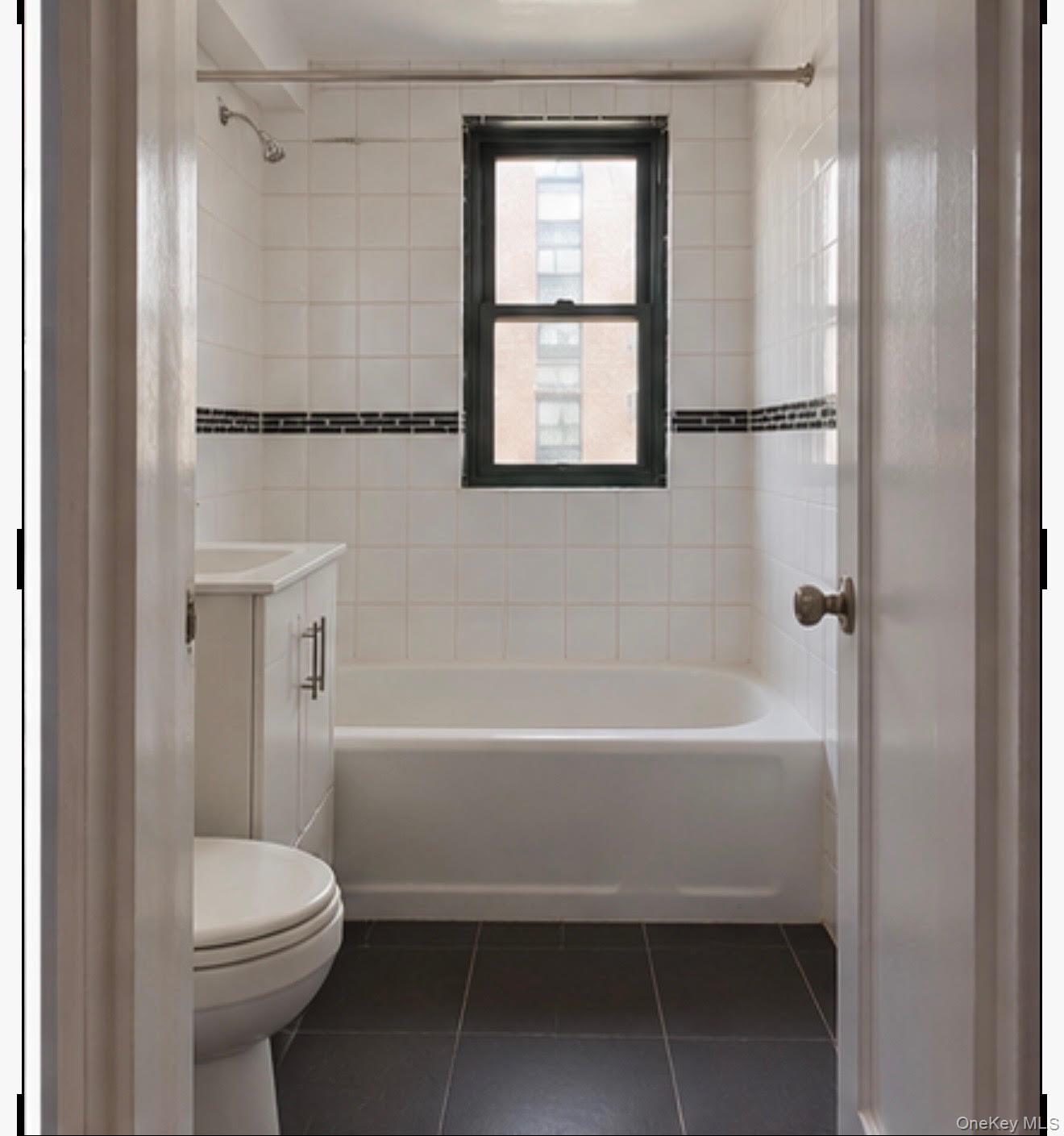 1491 West Avenue, Unit 2G photo 5