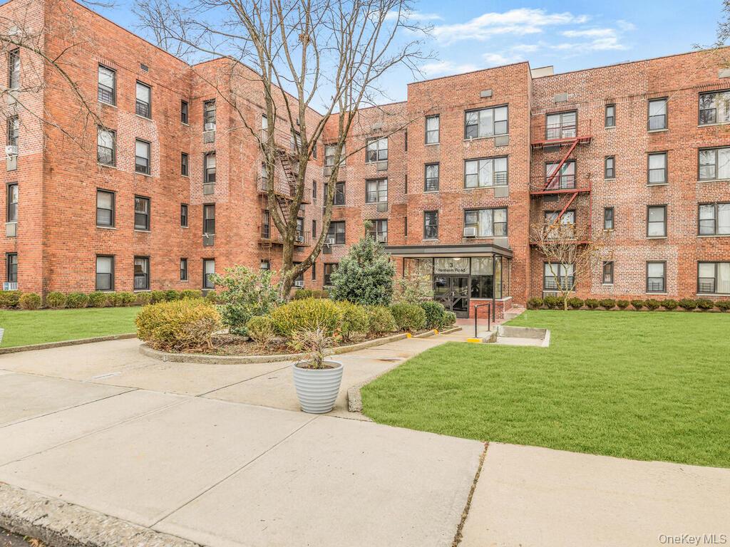 3 Remsen Road, Unit 4A