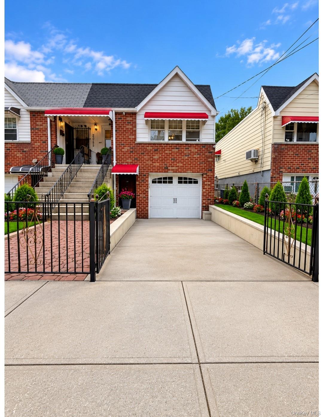 2057 Homer Avenue – For Sale