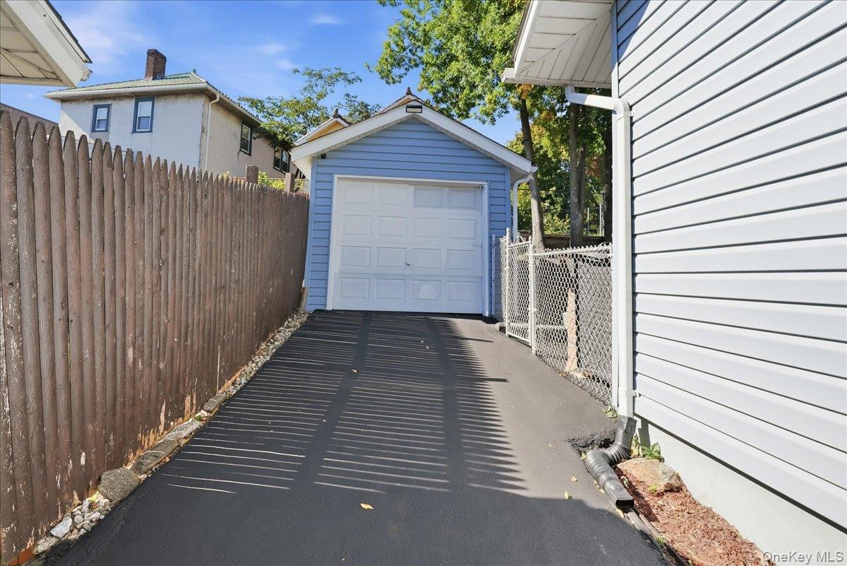 12 Knollwood Avenue – For Sale photo 8
