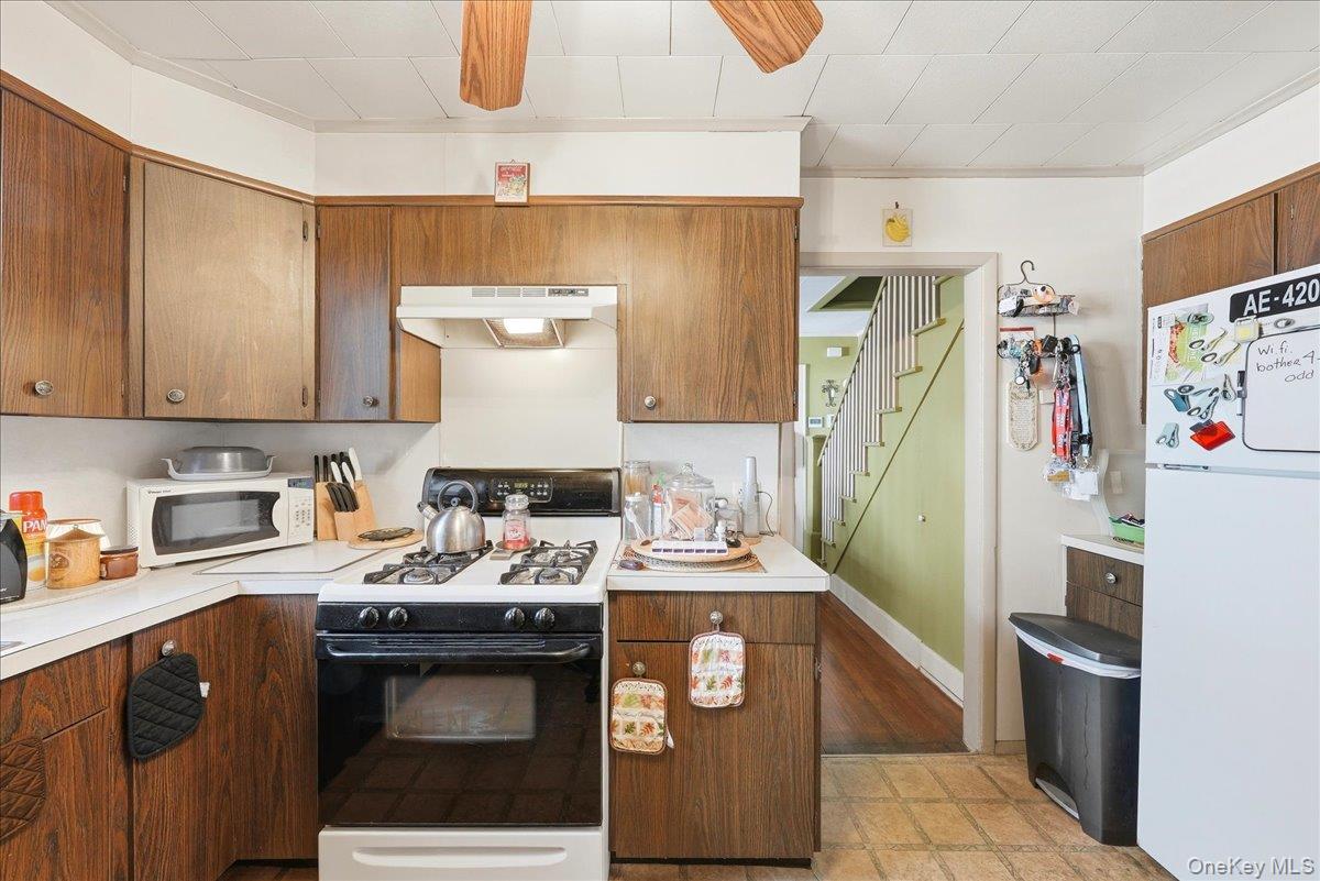 12 Knollwood Avenue – For Sale photo 24