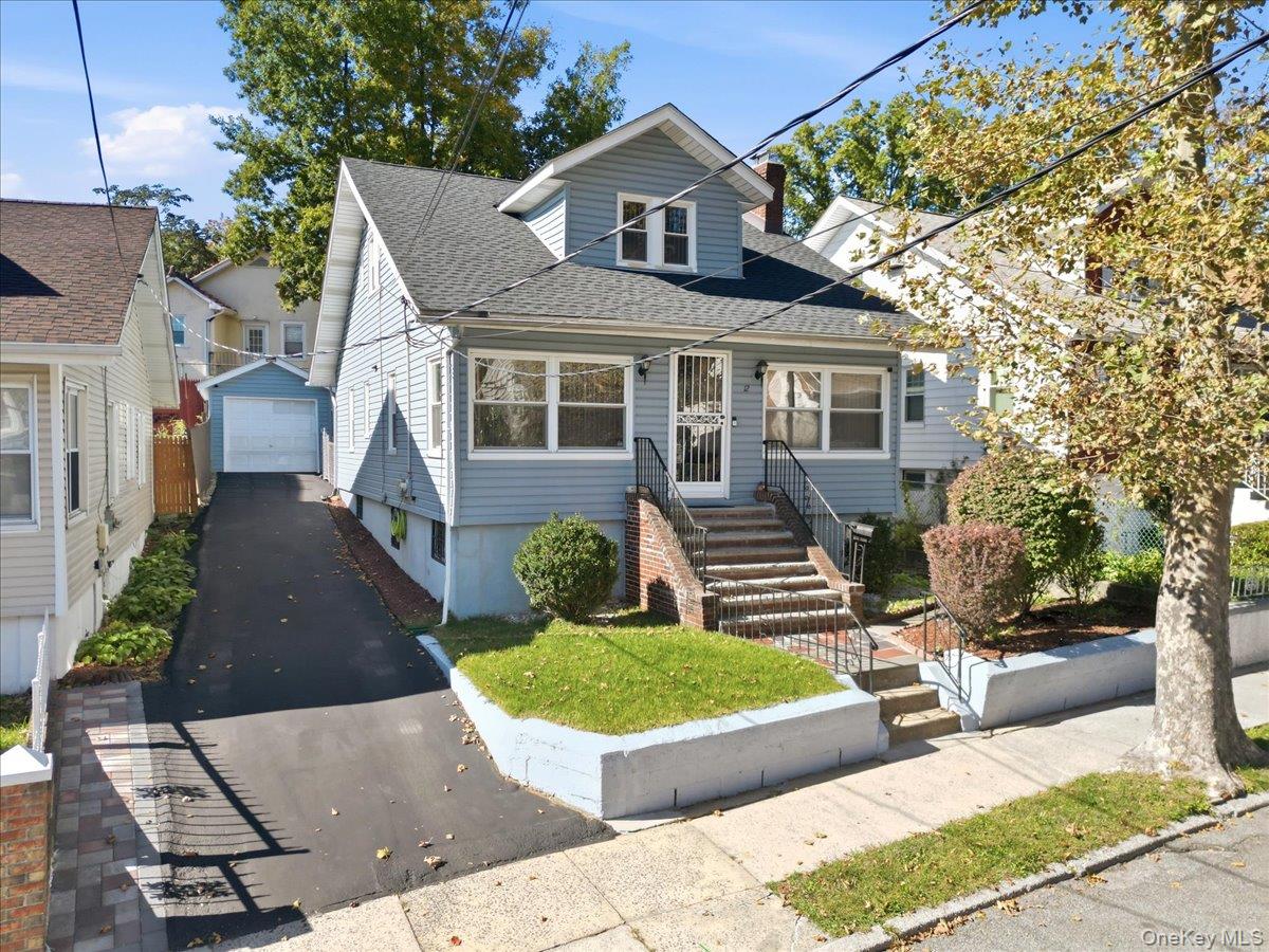 12 Knollwood Avenue – For Sale photo 3