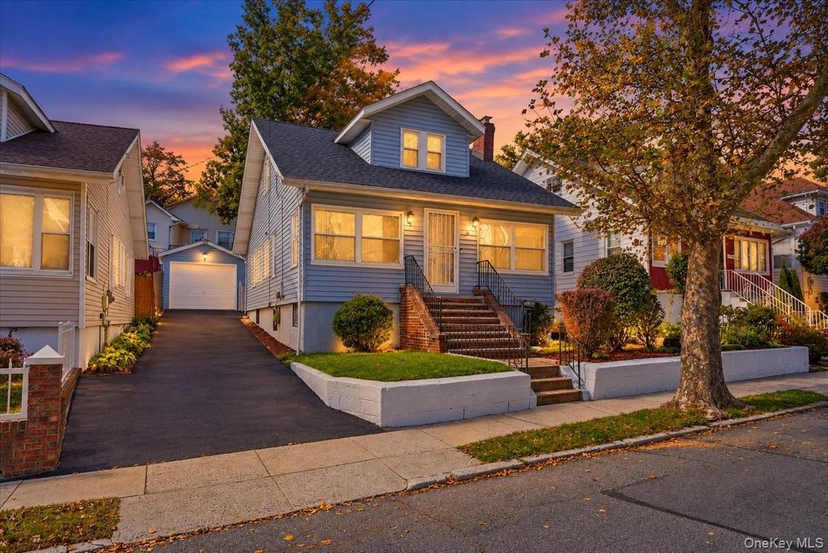 12 Knollwood Avenue – For Sale