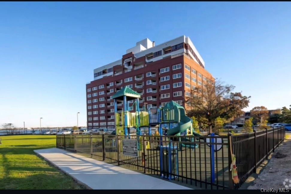 80 Bay Street Landing, Unit 6E photo 21