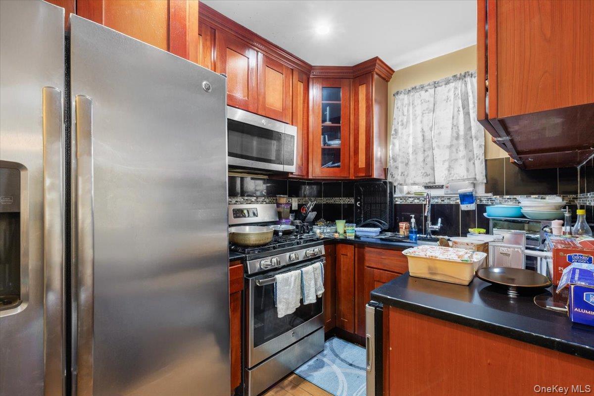 547 S 11th Avenue – For Sale photo 4