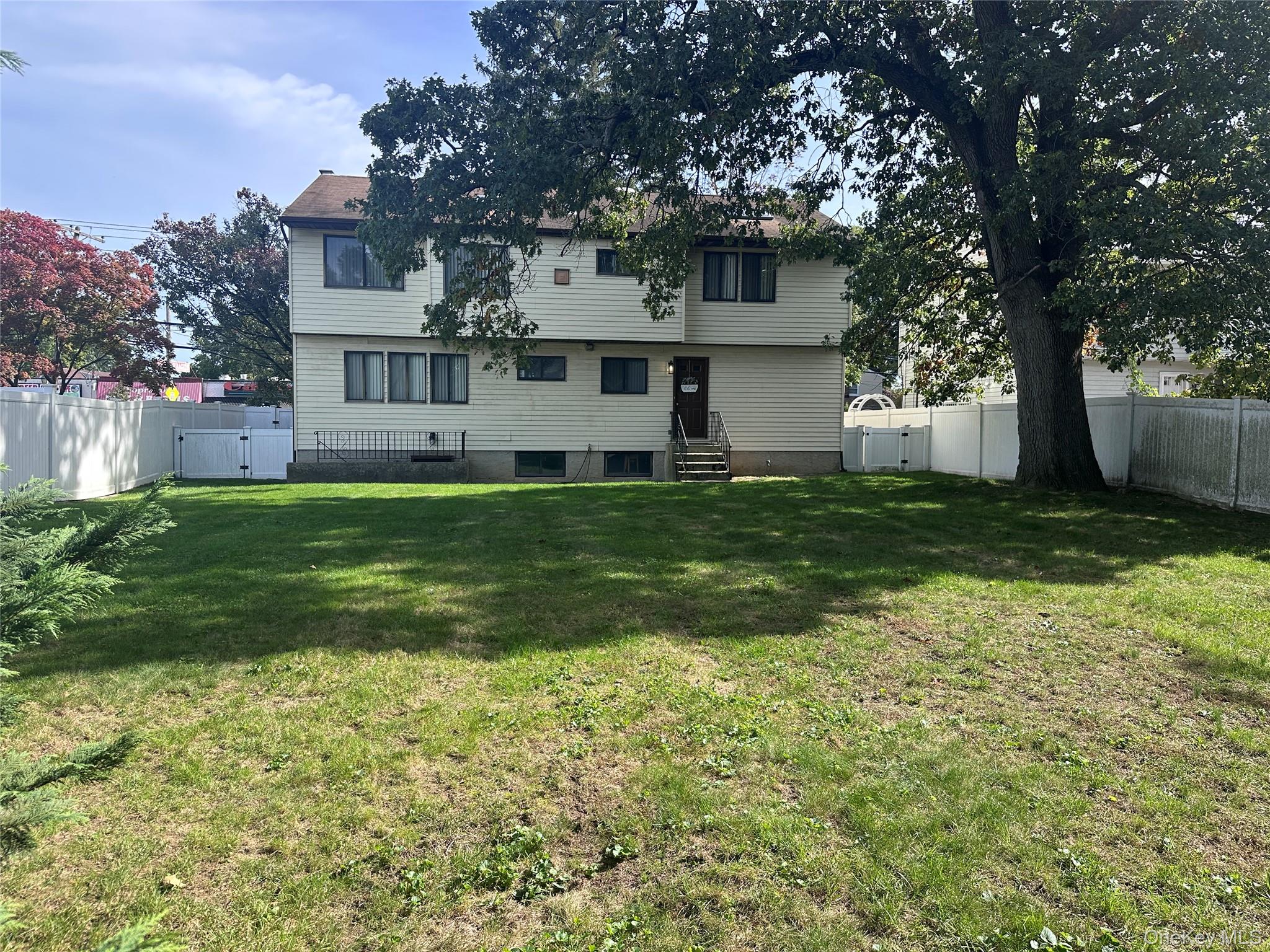 1346 Merrick Avenue – For Sale photo 5