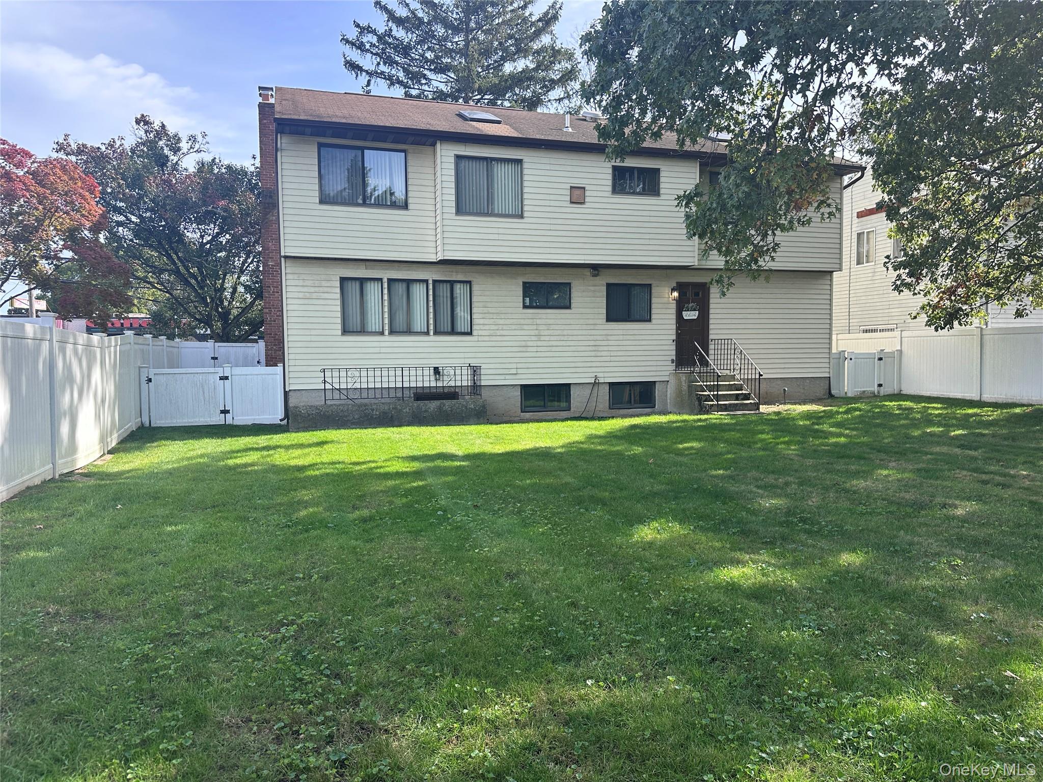 1346 Merrick Avenue – For Sale photo 6