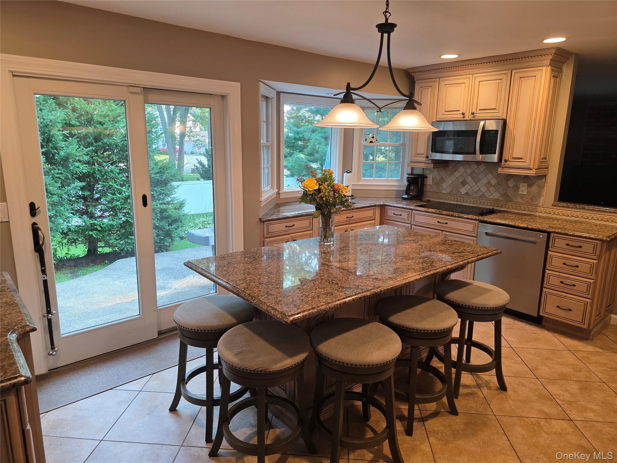 2 Deerfield Drive – For Sale photo 5