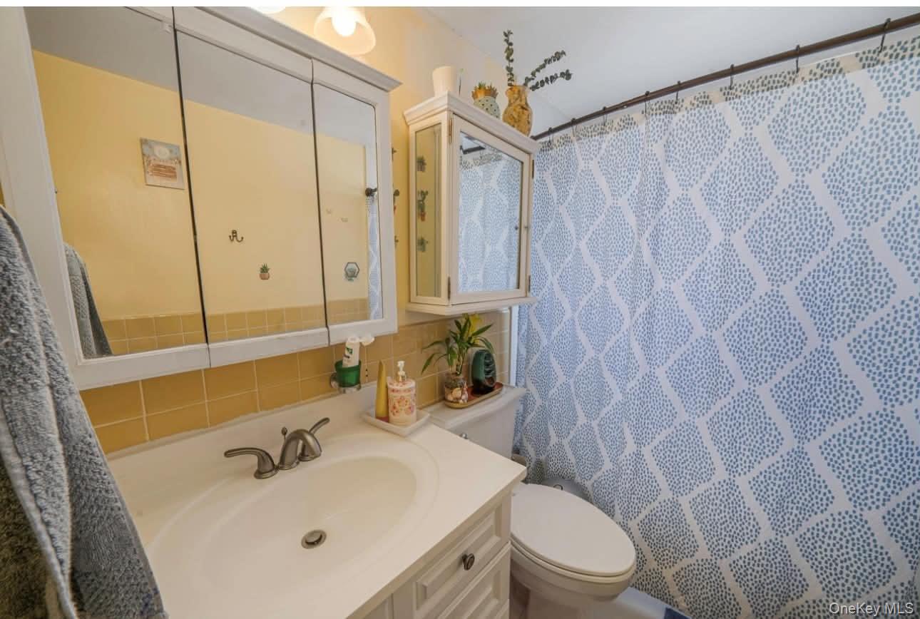 175 Clement Avenue – For Rent photo 5
