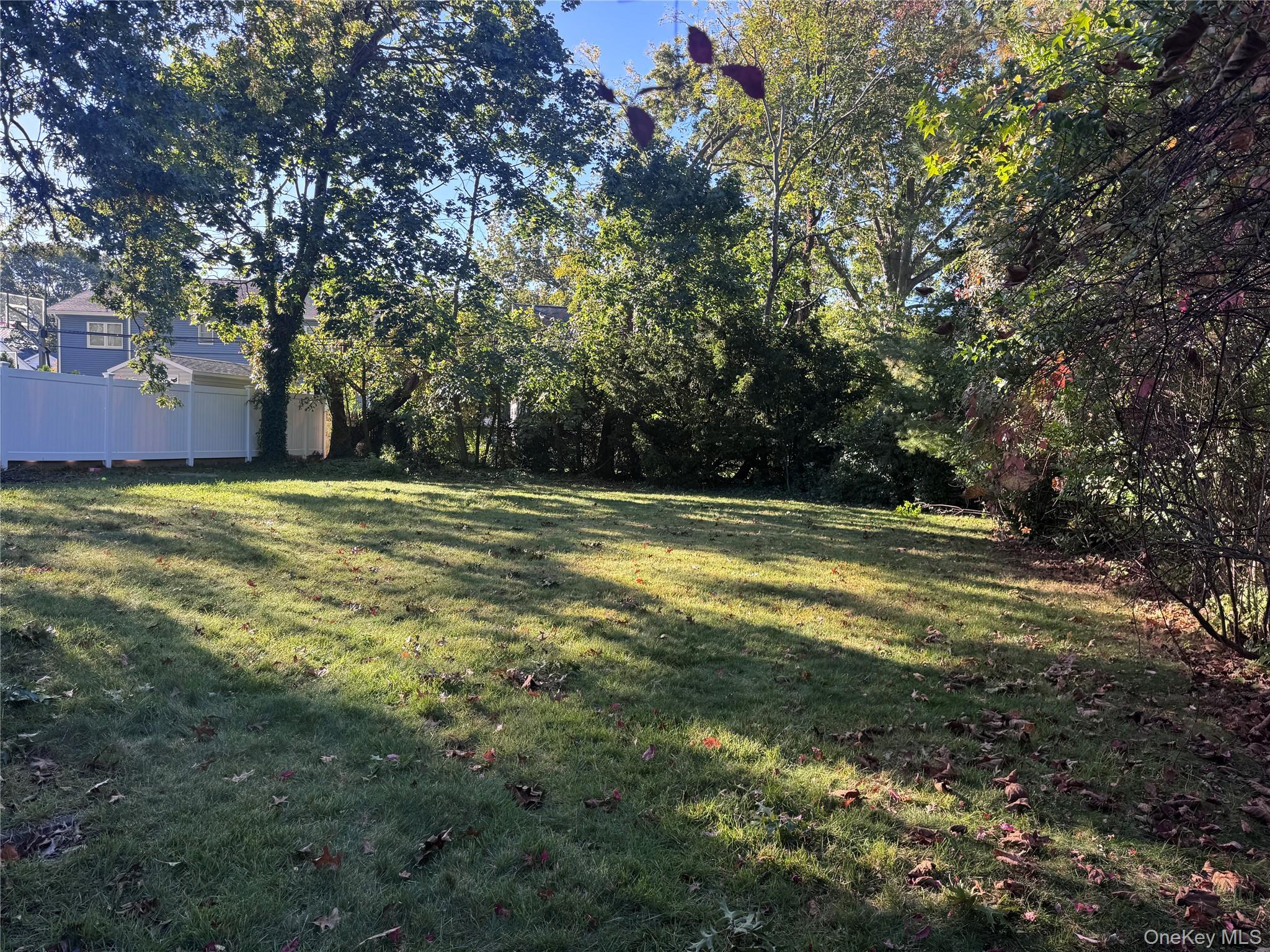 625 Knollwood Drive – For Sale photo 2