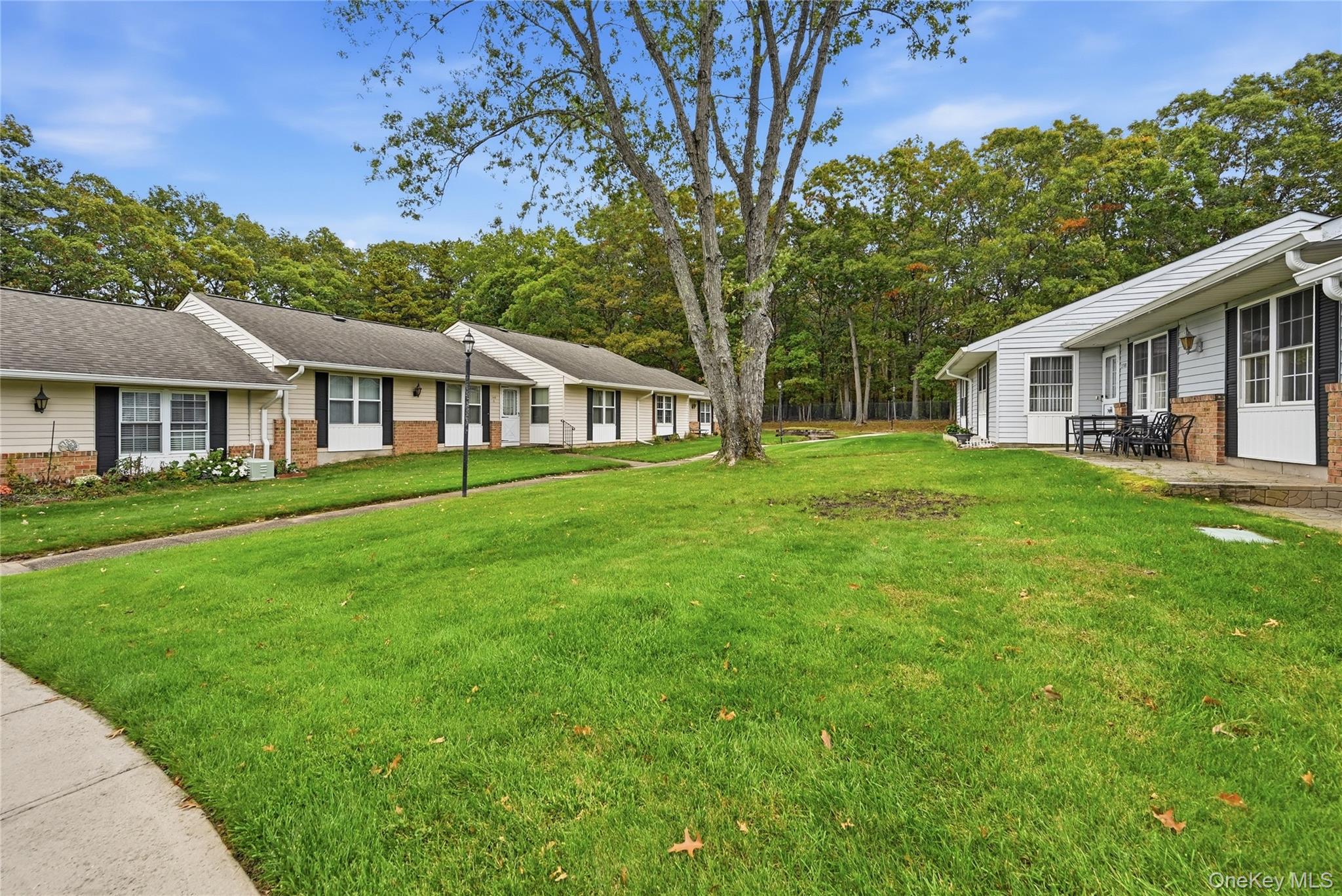 379C Woodbridge Drive, Unit C photo 3